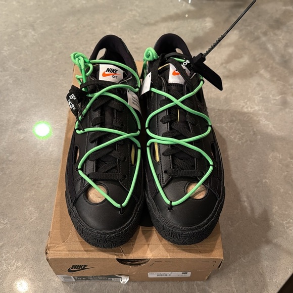 NEW off-white blazer low black with box men’s 9 / womens 10.5